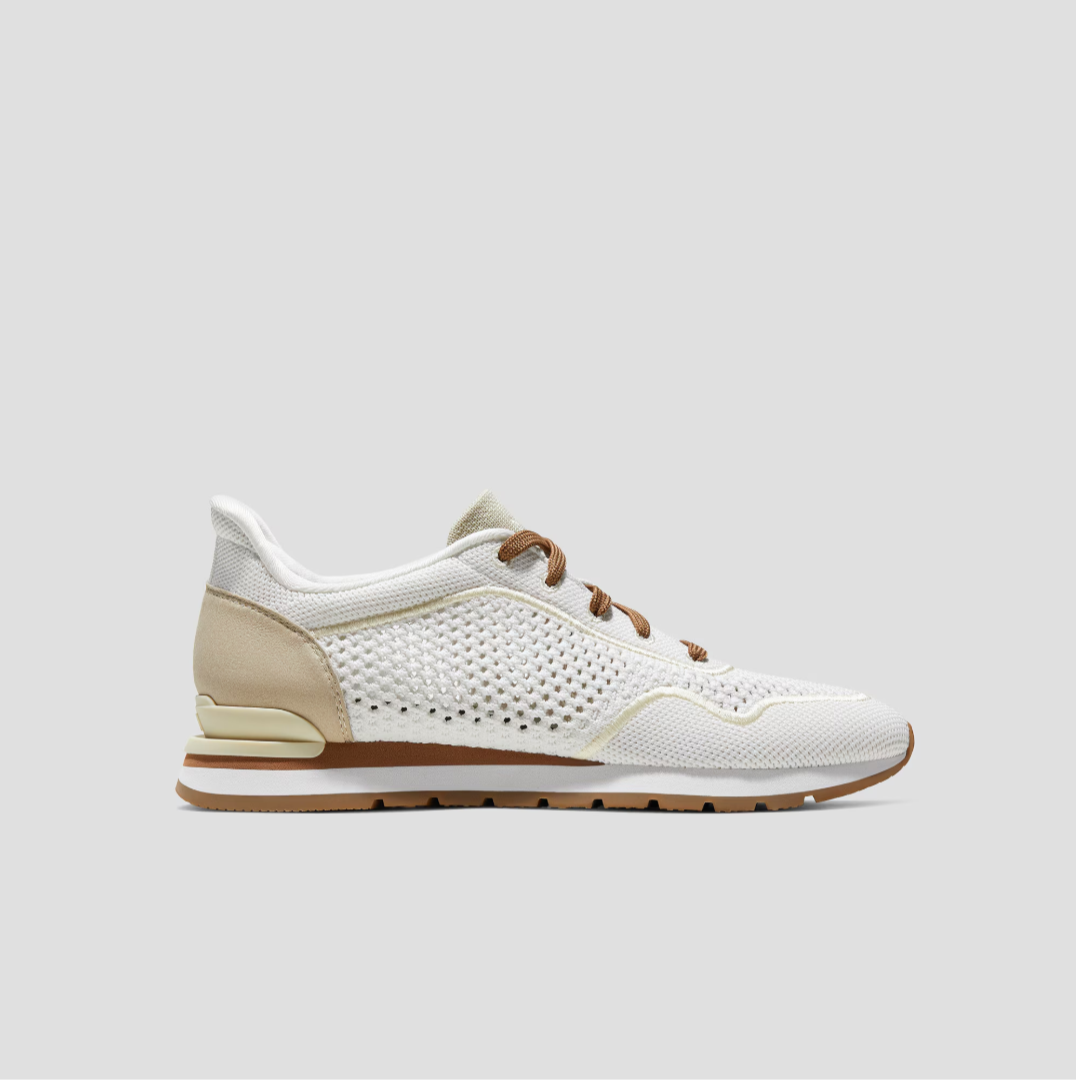 STELLTHREAD  Unisex Slip-On Mesh Sneakers